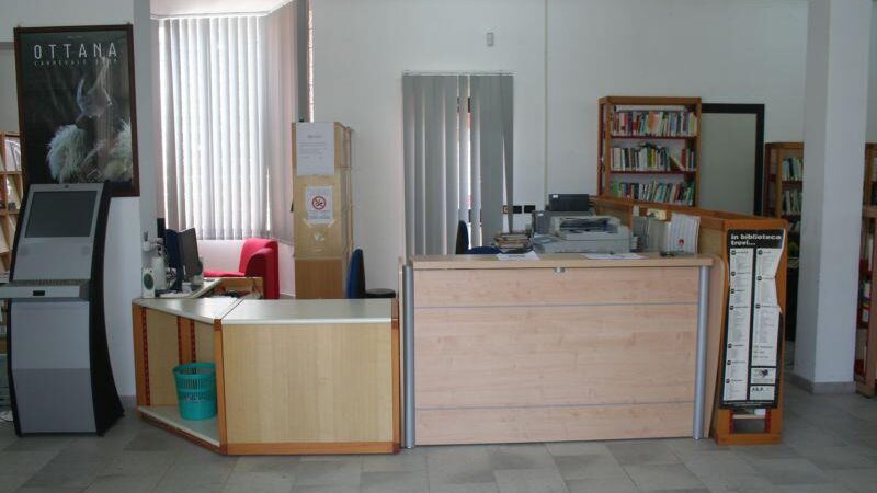 Zona accoglienza della Biblioteca di Ottana